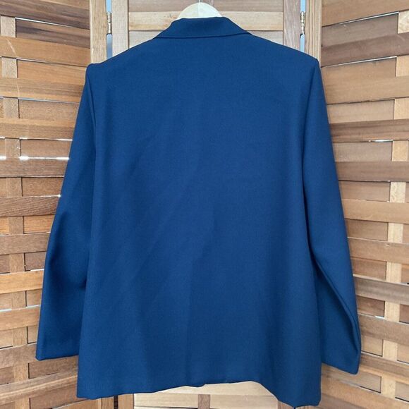 Alfred Dunner Blue Blazer Classic Suit Jacket Women 16 Polyester 2 Button Close - Picture 2 of 6